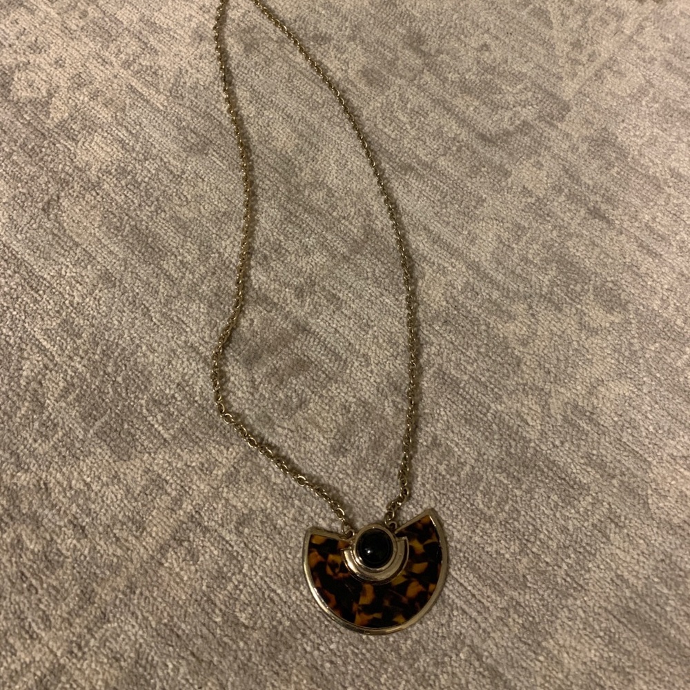 Tortoise half circle statement necklace
